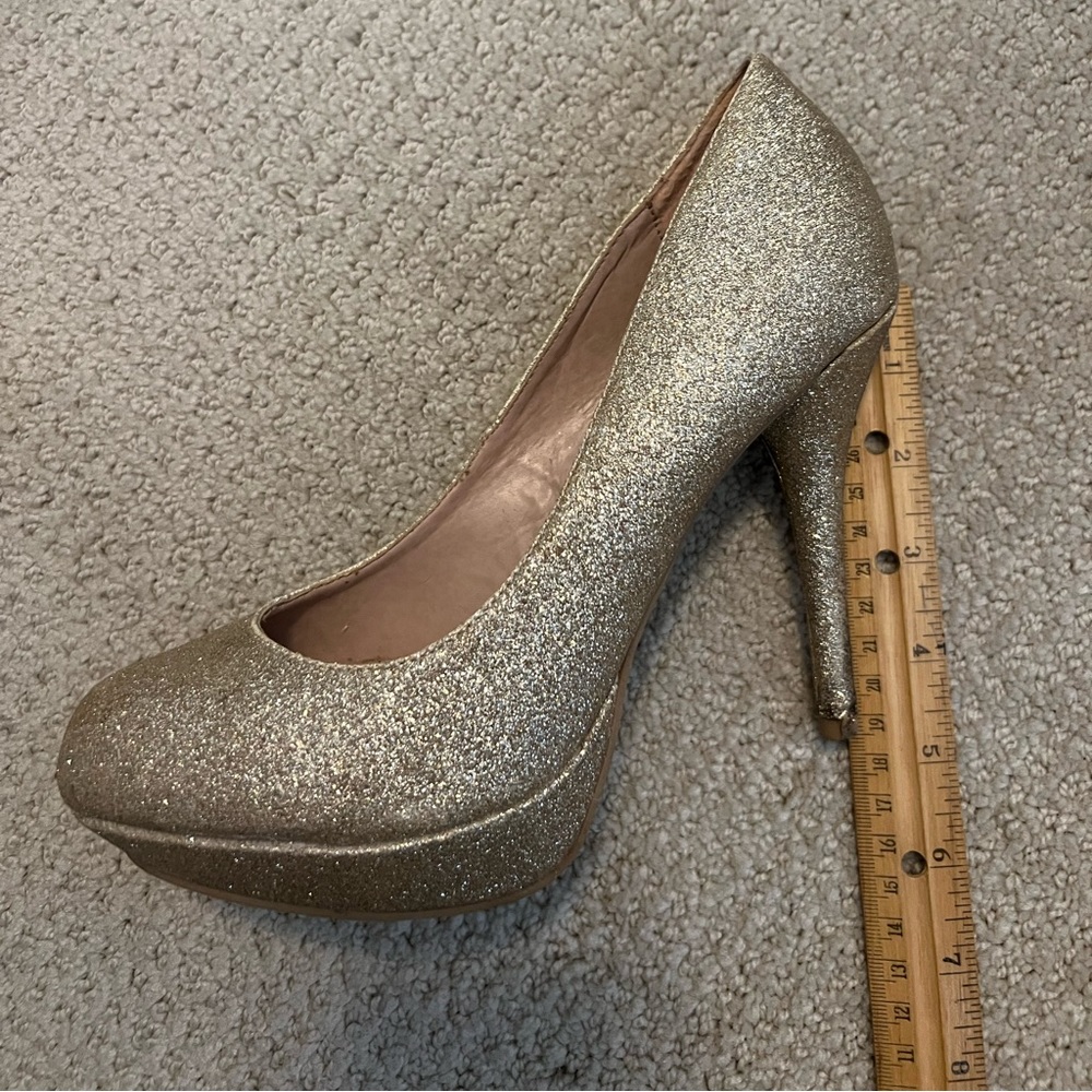 Olsenboye Heels - Picture 6 of 7